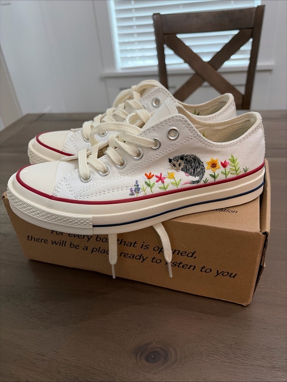 Women’s Ivory Canvas Low-Top Sneakers with Floral Possum embroidery